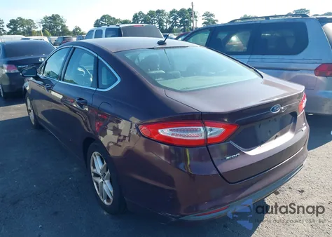 2013 Ford Fusion Se z USA, uszkodzony, nr VIN 3FA6P0HR8DR187380